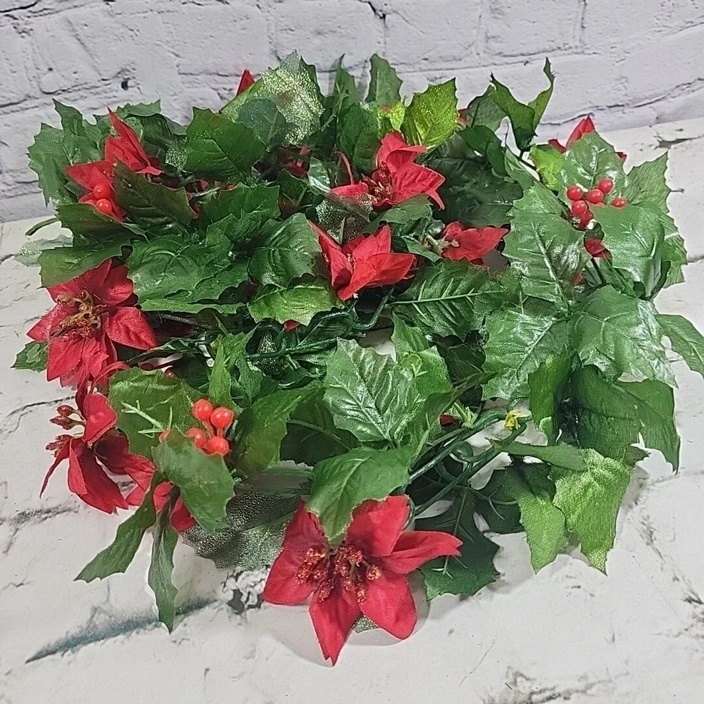 Vintage Christmas Poinsettia Garland Gold Shimmer 66
